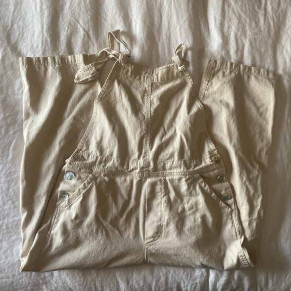 Acacia Cropped Overalls - Picture 3 of 8